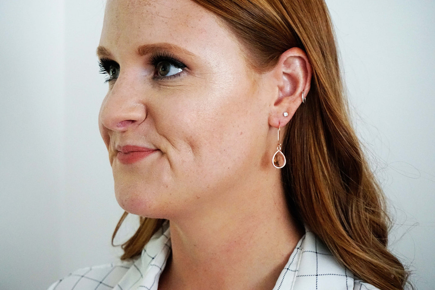 Champagne and Rose Gold Teardrop Gem Hoop Earrings | Bridesmaid Earrings | Wedding Jewelry | EHCHPRG1